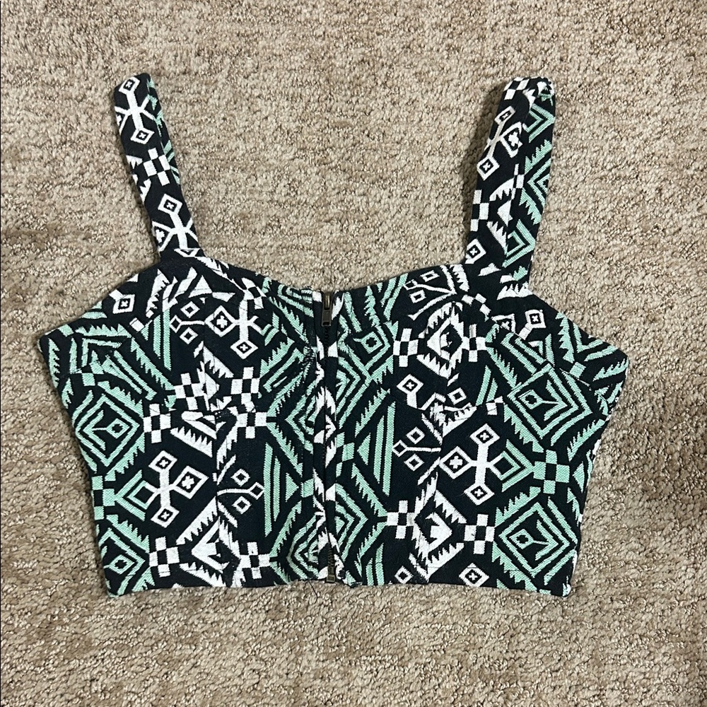 Staring at Stars Geometric Black and Green Crop Top